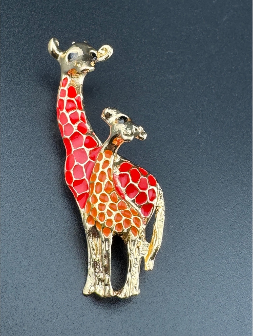 Vibrant Enamel Giraffe Animal Brooch Pin